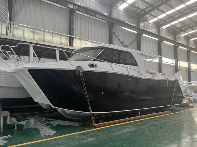 Bateaux de catamaran de vitesse de pêche de passager de taxi de l'eau de 10m bateau yacht de luxe pour l'océan