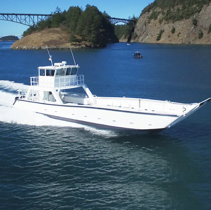 Avantages de la péniche de débarquement en aluminium de 11 m